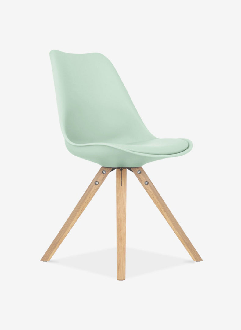 ZAbout a Chair AAC 22 – Oak Base